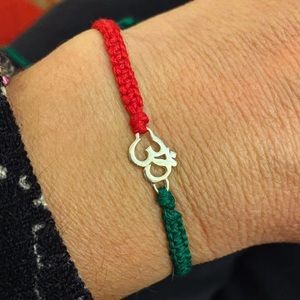 Friendship Bracelet, sterling silver 🕉, macrame / embroidery  thread